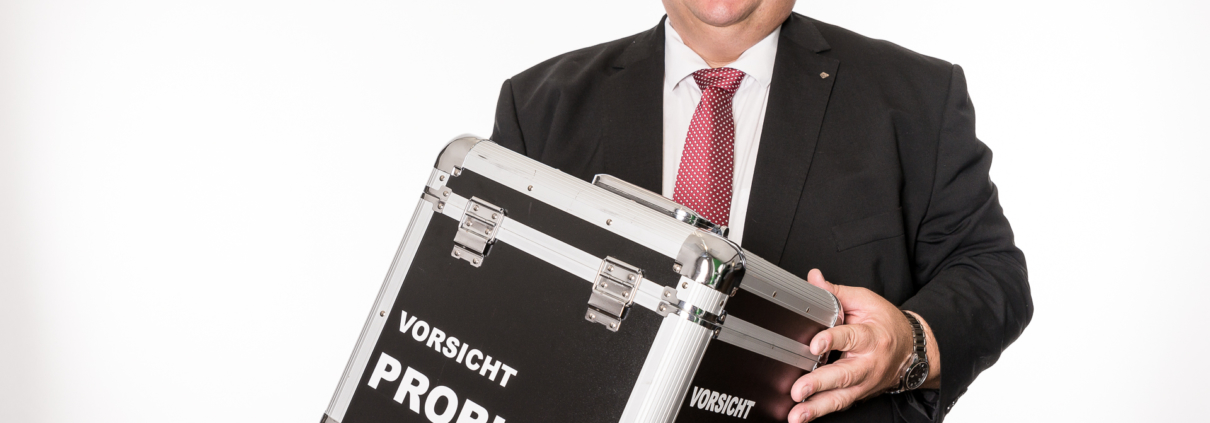 Verkaufstrainer, Vertriebsoptimierung, Keynotespeaker, Vortrag, Speaker, Vertriebsberatung, Experte,Vertriebler, Außendienstler, Verkäufer, Keyaccount, Verkaufsleiter, Vertriebsoptimierung, Clemens Adam, Problemdenken